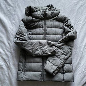 Uniqlo Seamless Ultra Light Down Women’s Jacket (XS)